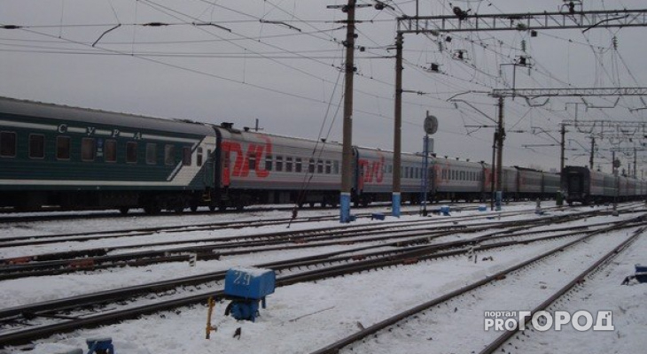 В Кировской области под колесами поезда погибла школьница