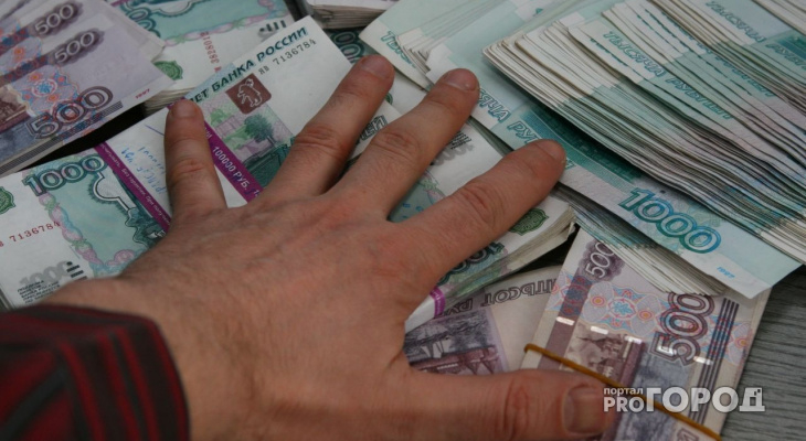 Директор детского лагеря в Омутнинске присвоил 242 тысячи рублей