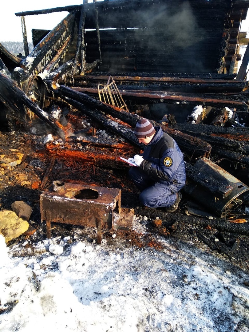 Стали известны подробности пожара, унесшего жизни трех человек в Афанасьевском районе