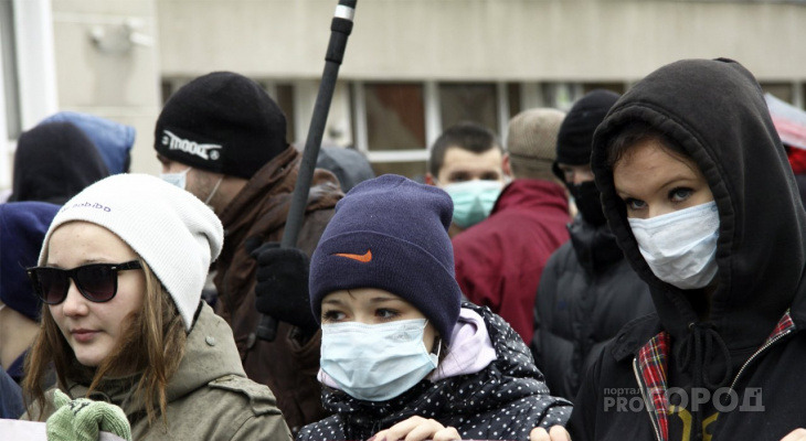 В России запретили вывозить из страны медицинские маски, бинты и бахилы