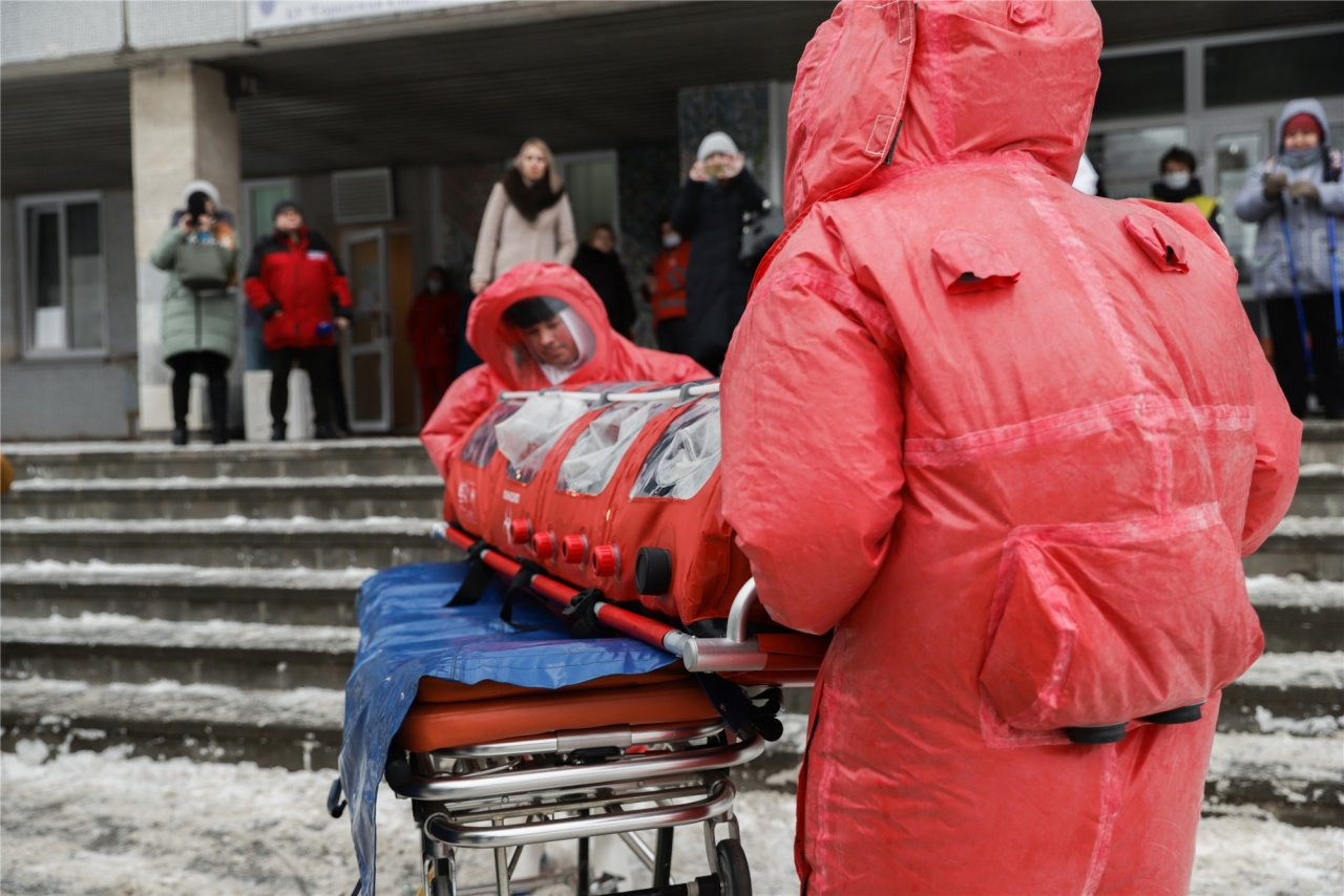 Что обсуждают в Кирове: госпитализированная семья и завоз масок