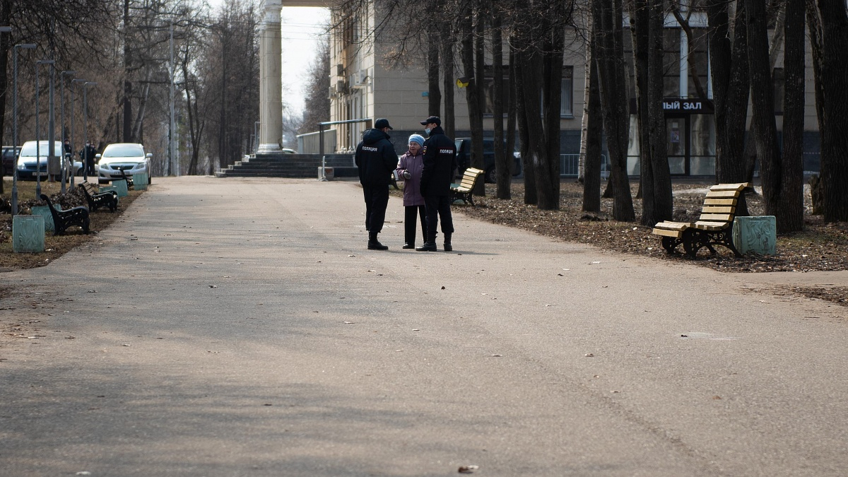 В Кирове усилено патрулирование в парках и скверах