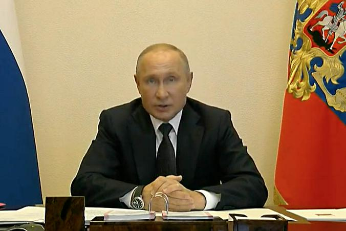 Владимир Путин заявил о поэтапном выходе из режима ограничений с 12 мая