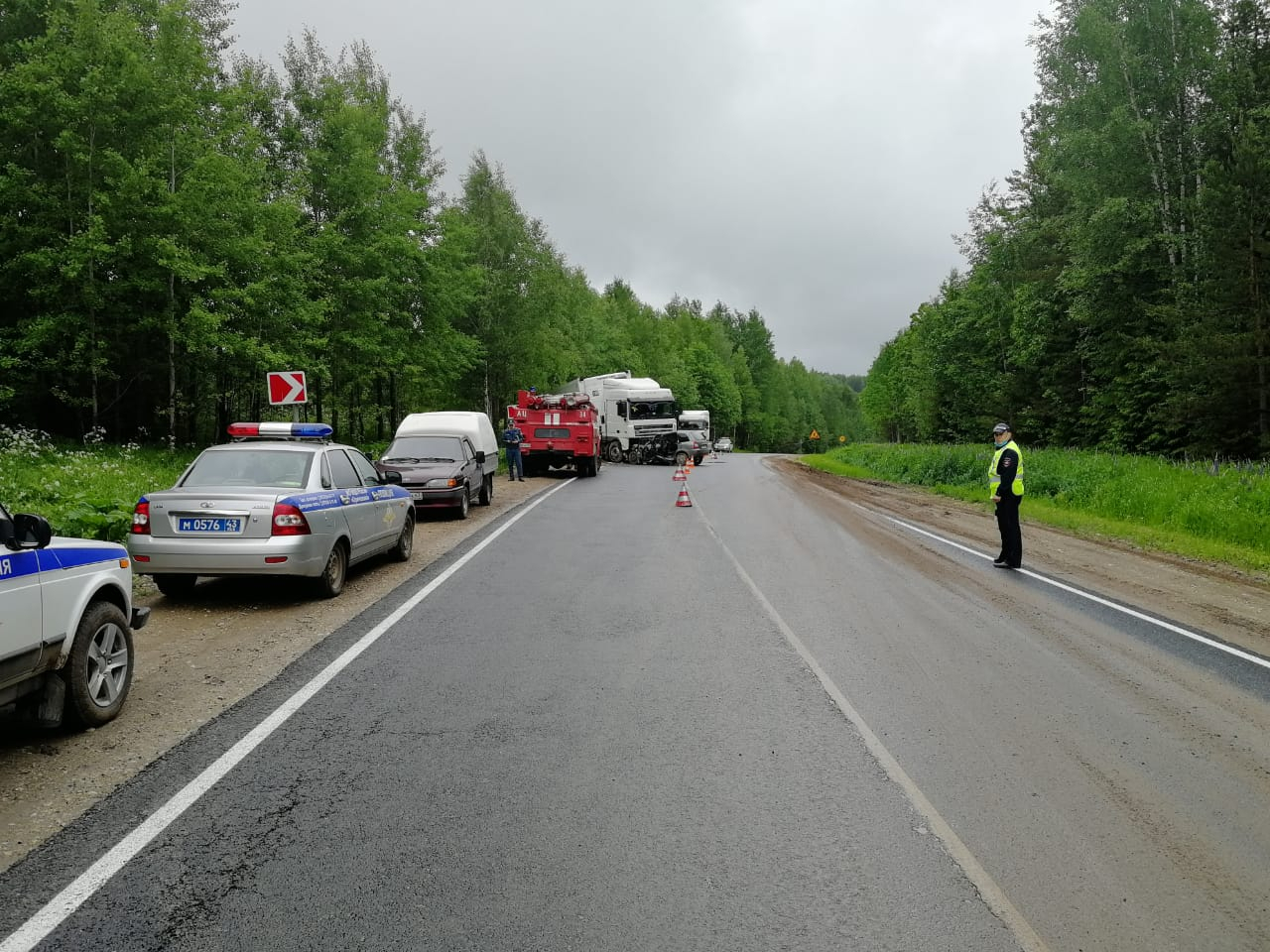 Двое скончались на месте: появились подробности ДТП на трассе Киров - Советск - Яранск