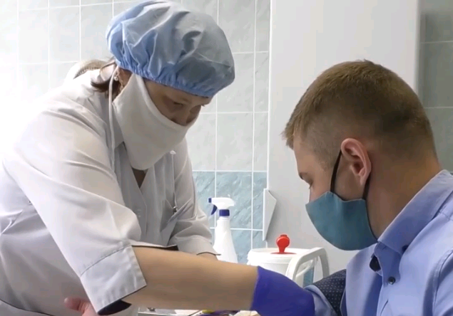 Сотрудники кировского "АТП" испытали на себе препарат для профилактики коронавируса