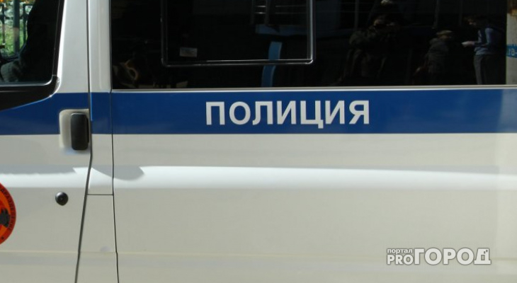 В Кирове полицейские задержали подростка и увезли в отдел в багажнике