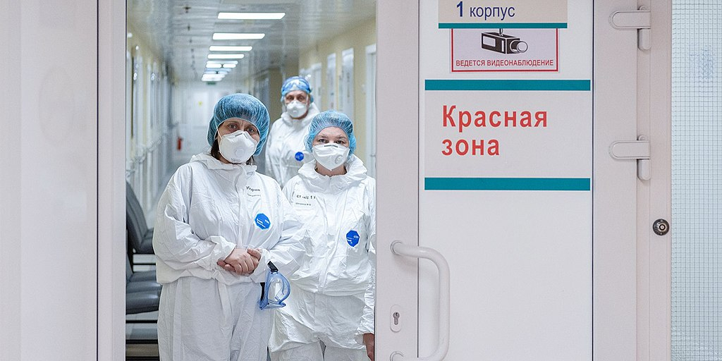 Известно, сколько зараженных COVID-19 жителей Кирова болеют пневмонией