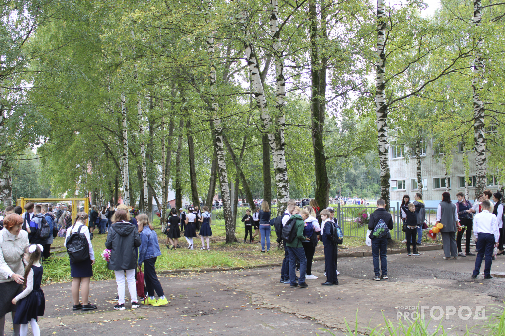 Что обсуждают в Кирове: эвакуация в школе и прогноз погоды на сентябрь