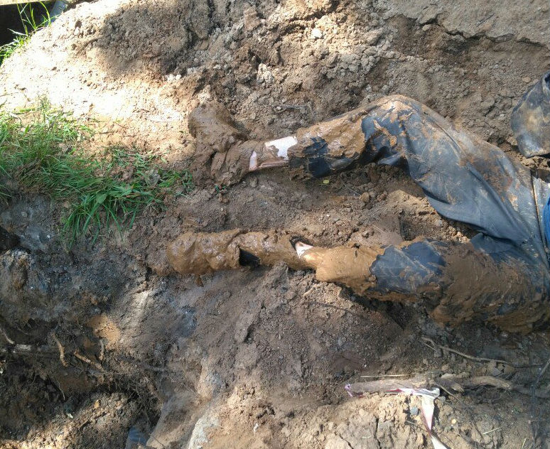 В Кирове рабочего насмерть завалило землей в котловане глубиной 4 метра