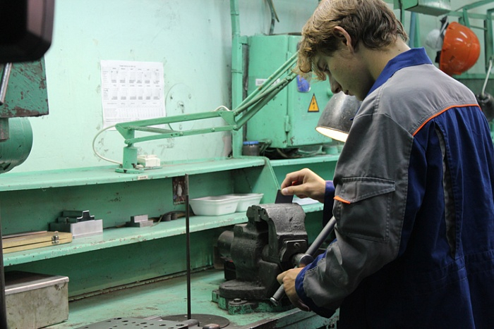 В Кировской области ввели допвыплаты работодателям, которые не увольняют работников