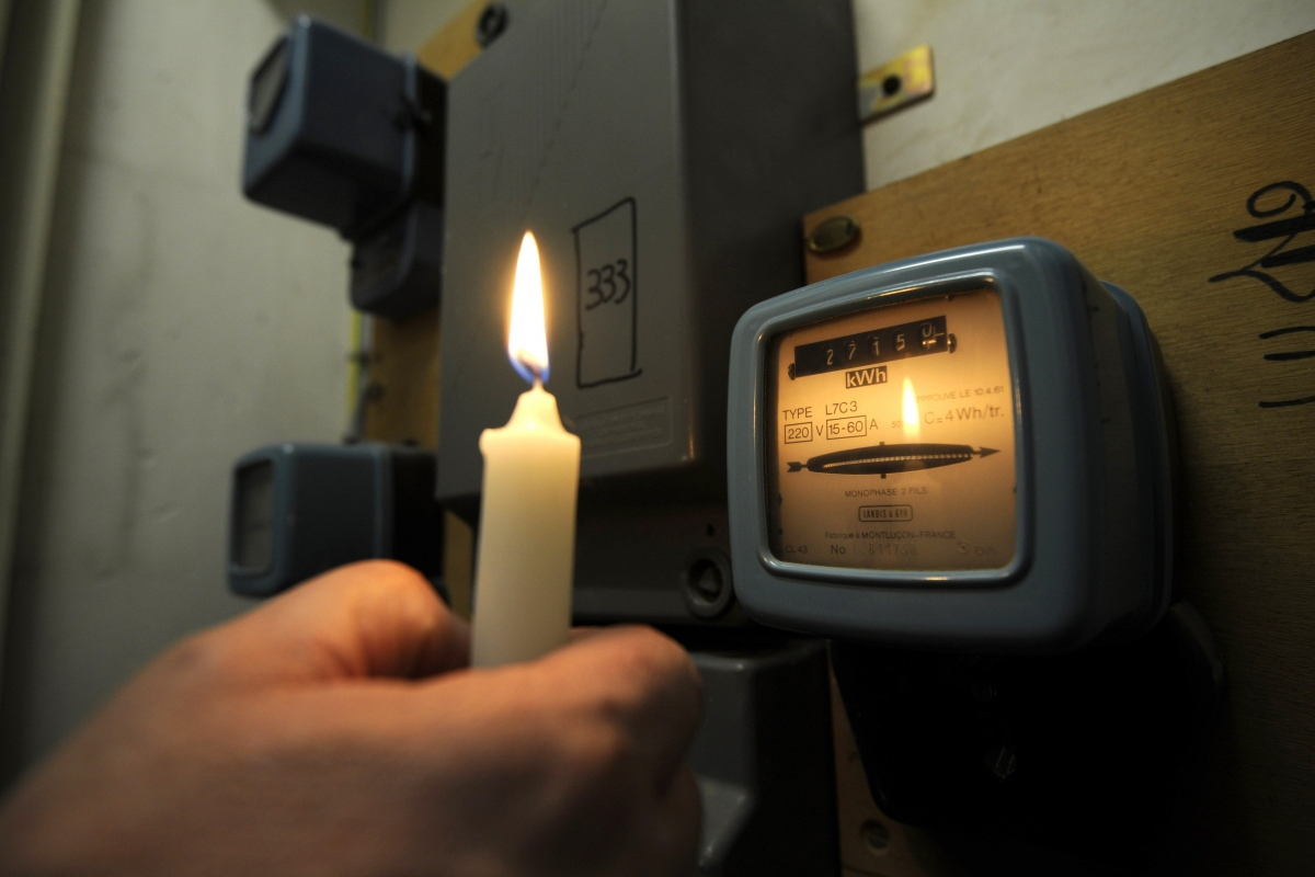 В десятках домов во всех районах Кирова отключат электричество