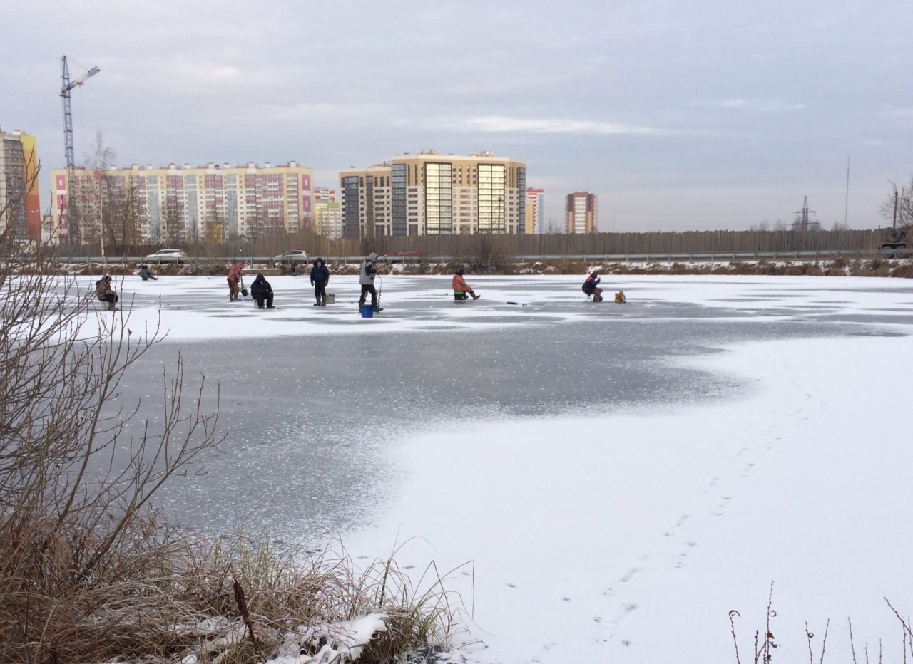 "Пока ребенок не утонет, никто слова не скажет": кировчане начали выходить на тонкий лед