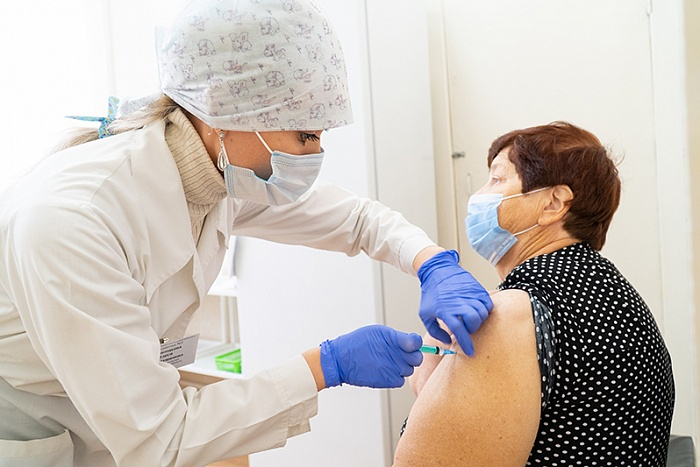 Предварительная запись на прививку от COVID-19 в Кировской области начнется 7 декабря