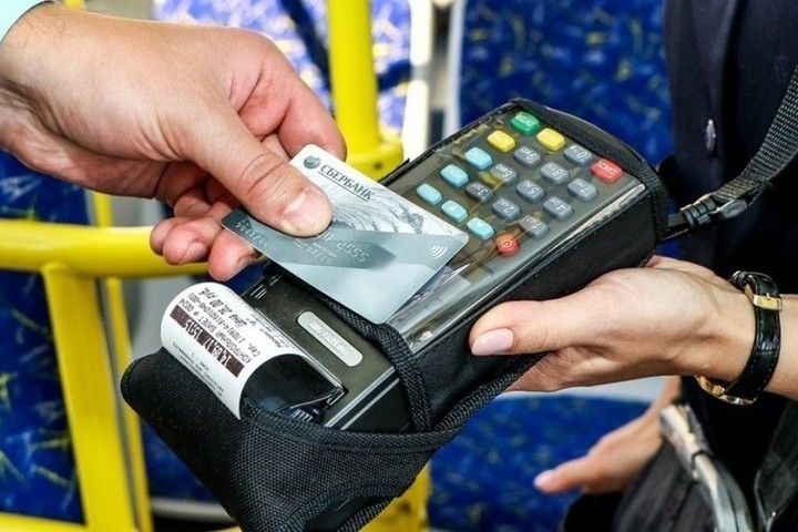 108 кировчан ежедневно оплачивают проезд по карте в общественном транспорте