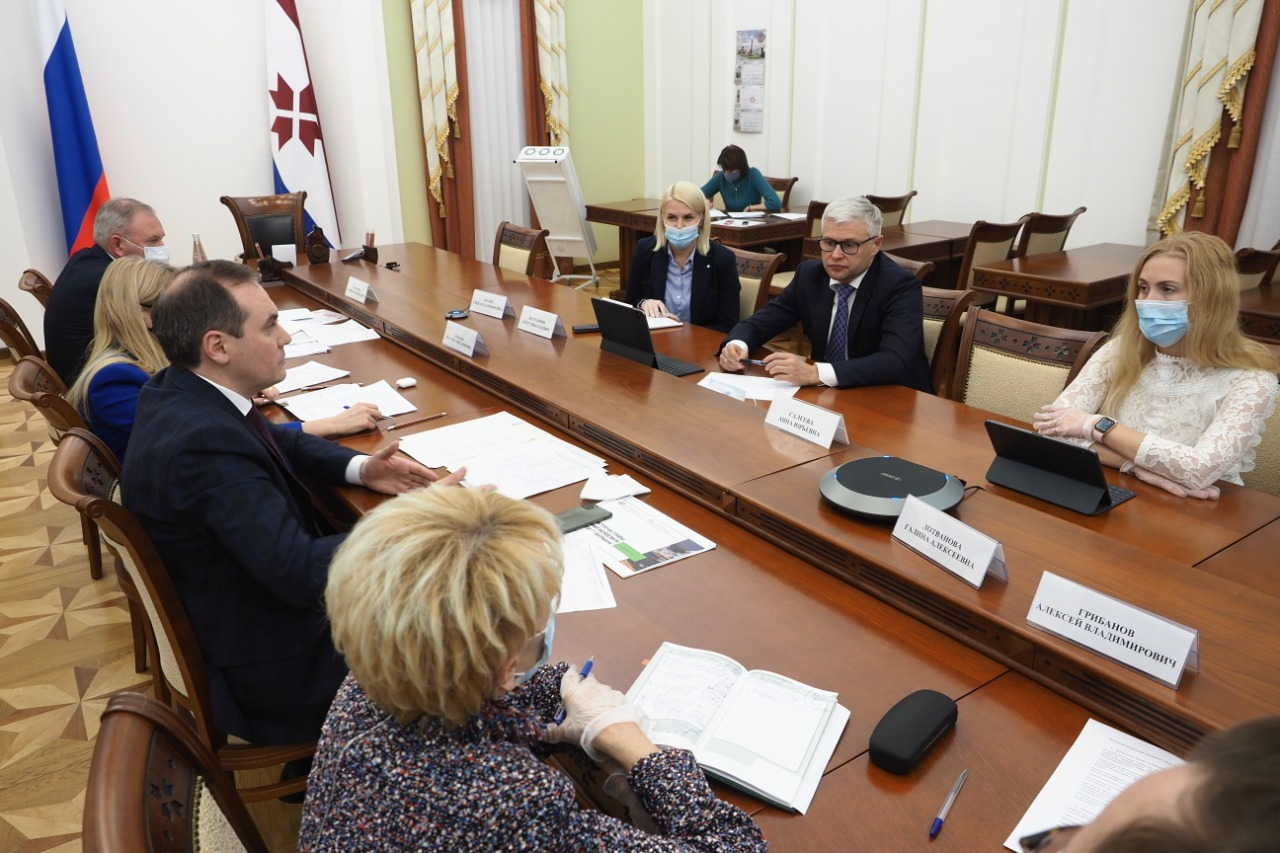 Вице-президента Волго-Вятского банка Сбербанка и врио главы Республики Мордовия договорились о сотрудничестве