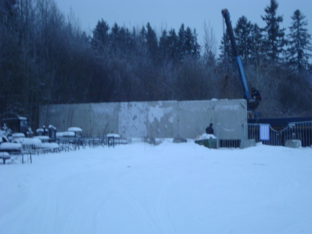 Филейское кладбище в Кирове обносят двухметровым бетонным забором