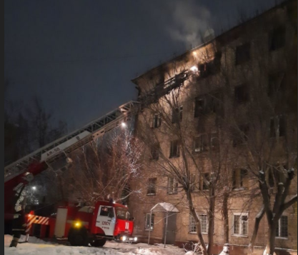 "35 человек эвакуированы, двое погибли": в Нововятском районе произошел пожар в многоэтажке