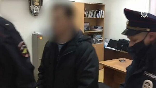 Кировчанин два года избивал несовершеннолетнюю дочь и угрожал ей убийством