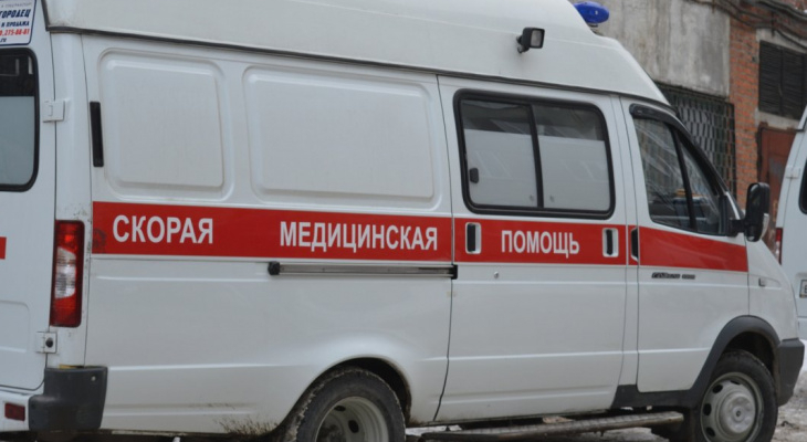 В Кировской области женщина хотела зарезать мужа: пострадавший в больнице