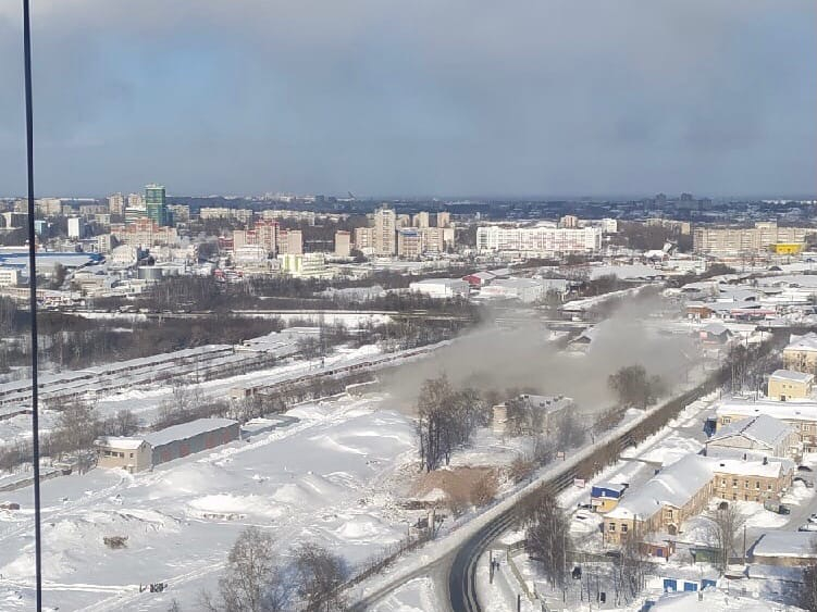 Последнюю башню мелькомбината в Кирове взорвали