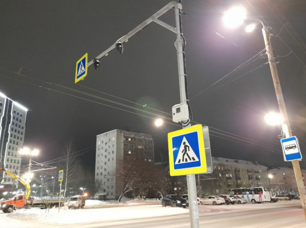 Опубликован список улиц Кирова, где установят новое освещение