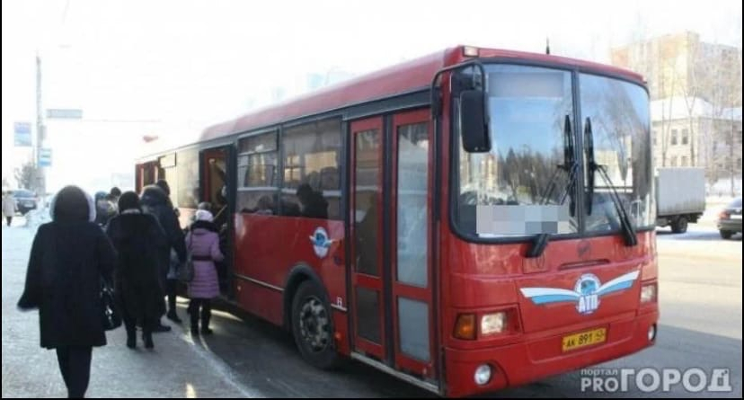 В Кирове возбудили уголовное дело на кондуктора, высадившего девочку в мороз