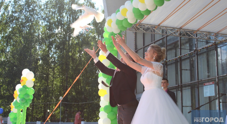 В России установлен рекорд по количеству брачных договоров за год