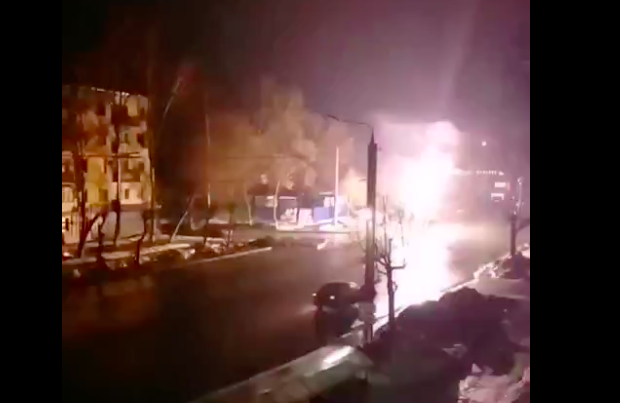 В Кирове ночью вспыхнули троллейбусные провода