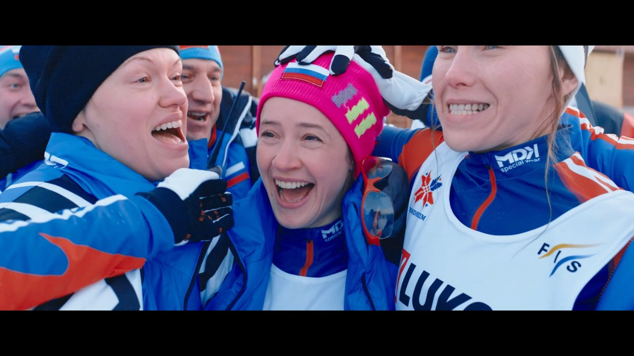 Онлайн-премьеру фильма о судьбе знаменитой лыжницы Елены Вяльбе «Белый снег» покажут в в Wink пятого апреля