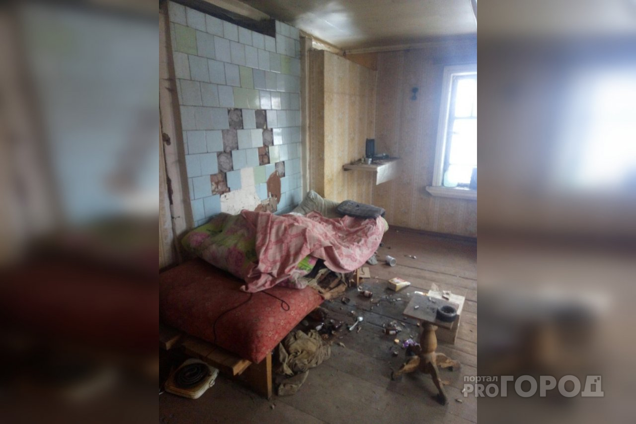 Разруха и антисанитария: в Фаленках жителям предложили жилье без воды и света