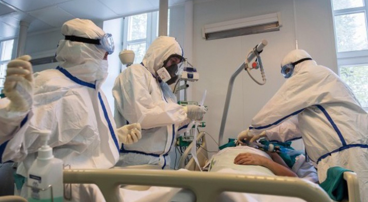 В Кировской области 10 больных коронавирусом подключены к ИВЛ