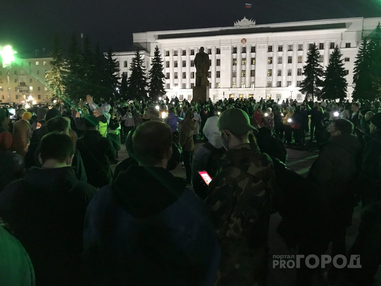 На участника акции в поддержку Навального в Кирове составили протокол о нарушении