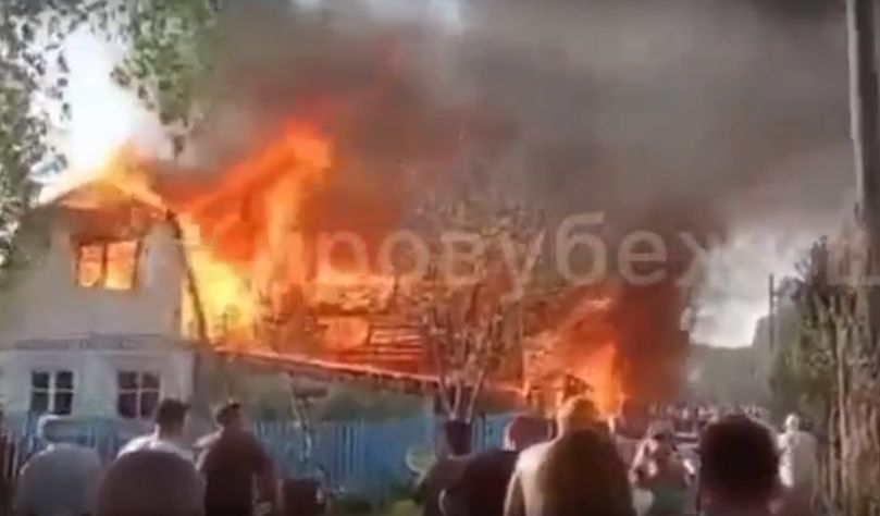 В Кировской области сгорел частный дом на садовом участке: видео