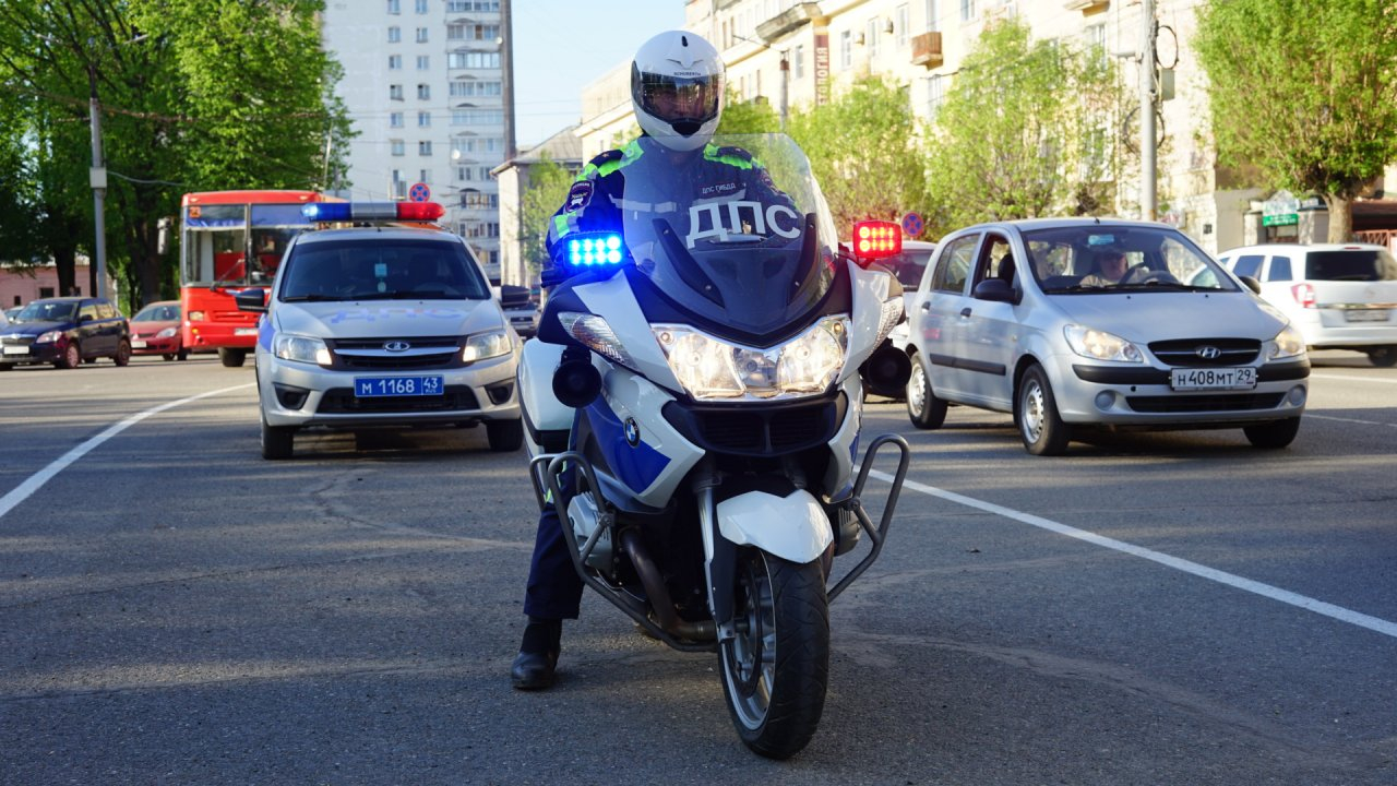 Сотрудники ДПС в Кирове будут патрулировать дороги на мотоциклах