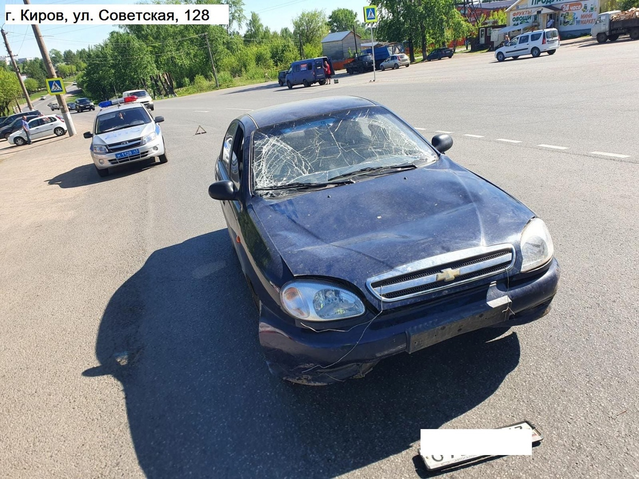 В Кирове водитель иномарки сбил 19-летнего на пешеходном переходе