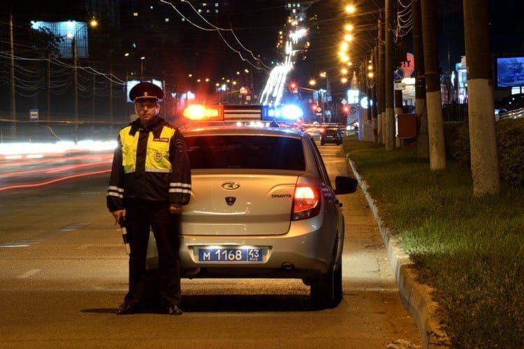 В двух районах города сотрудники ГИБДД проведут «сплошные проверки»