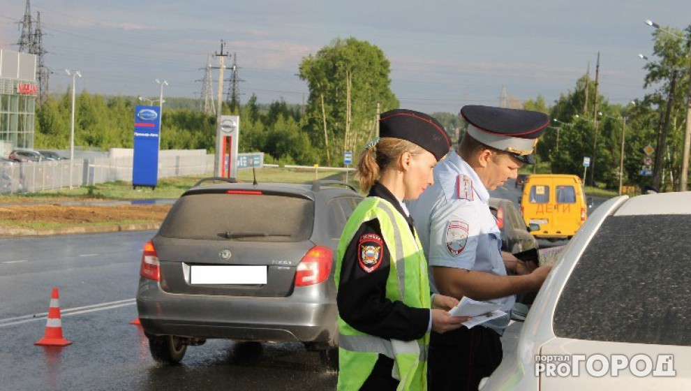 В Кирове полицейские стреляли по колесам авто под управлением бесправника