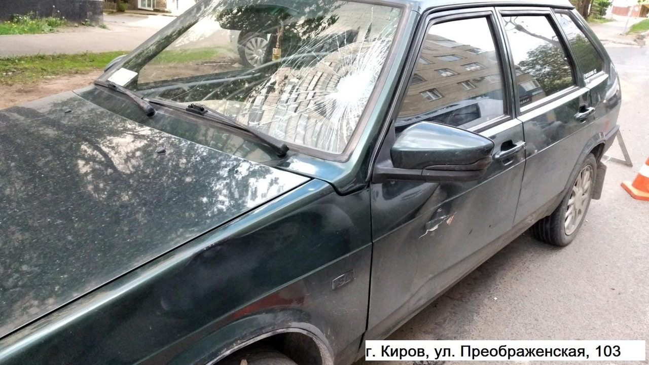 В Кирове у здания ГИБДД водитель ВАЗа сбил 8-летнего ребенка