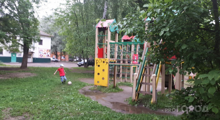 В Кирове с детской площадки пропал 6-летний ребенок