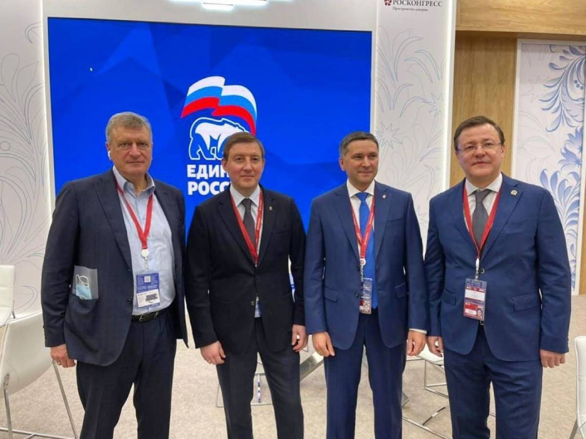 «Единая Россия» верстает предвыборную программу на основе потребностей регионов
