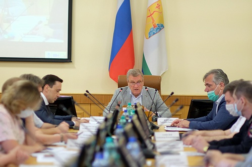 Известны итоги заседания оперштаба в правительстве Кировской области по предупреждению COVID-19