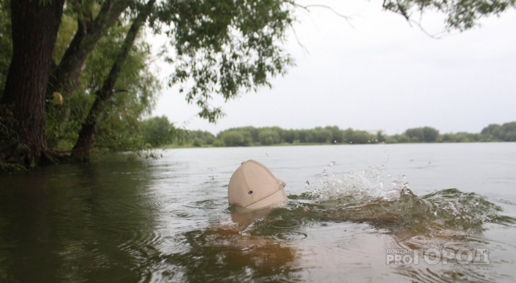 В Кировской области моторная лодка наехала на плавающего подростка