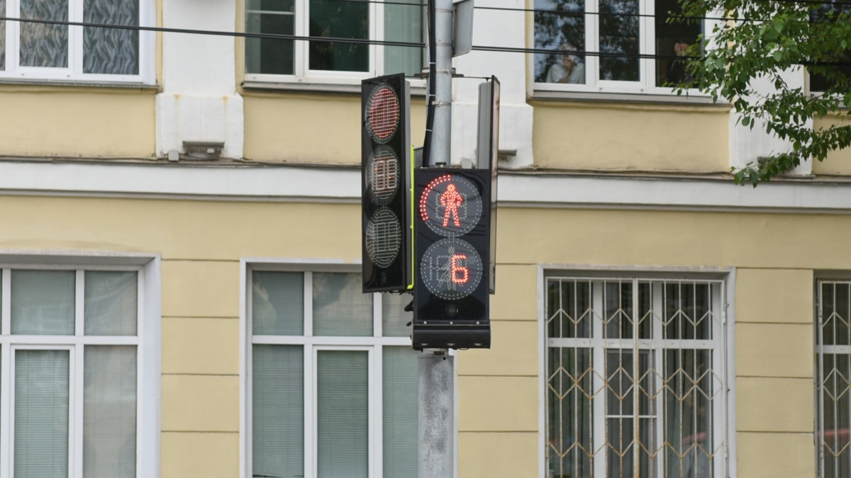 В Кирове установят семь новых светофоров