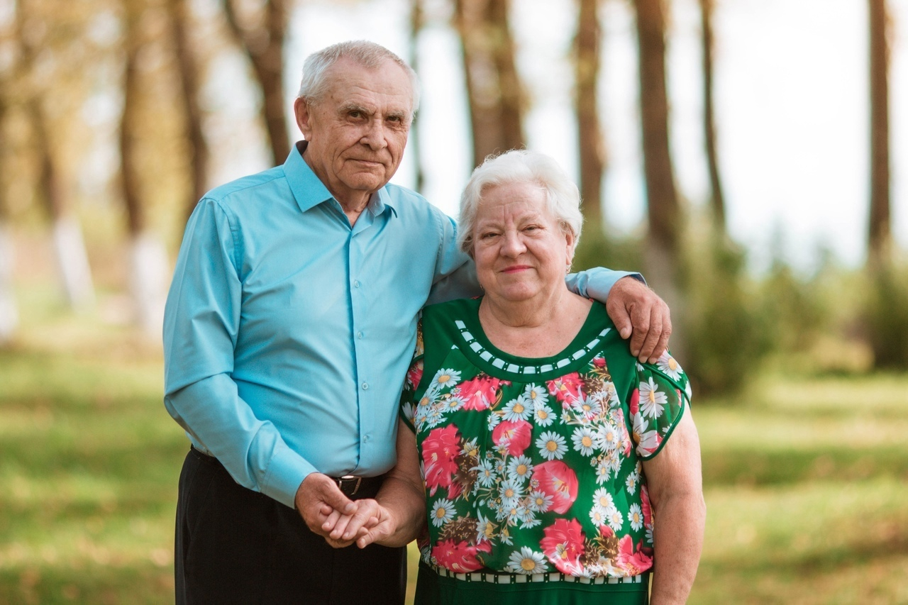 Жить вместе новости. Жить вместе до старости. Семья прожила вместе 80 лет.