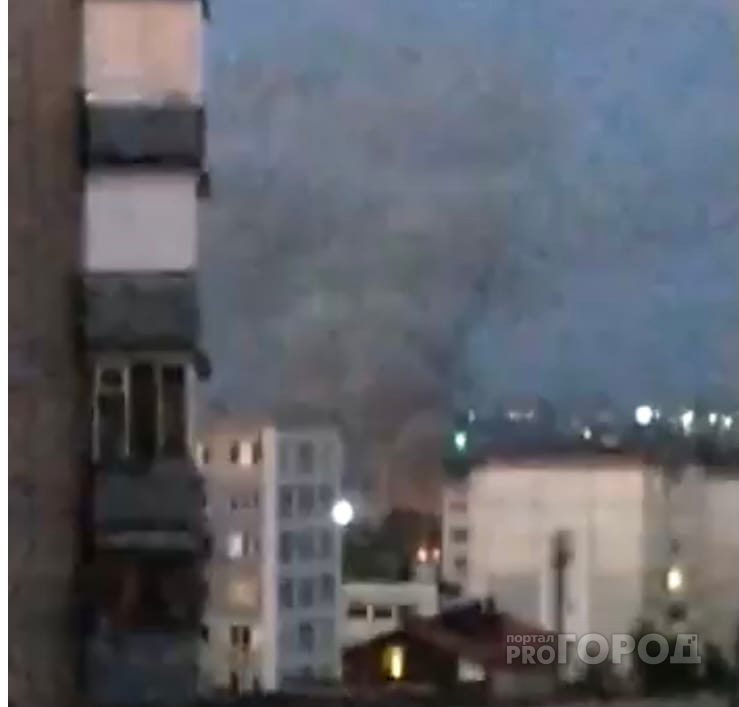 В Кирове горит многоквартирный дом: есть жертвы