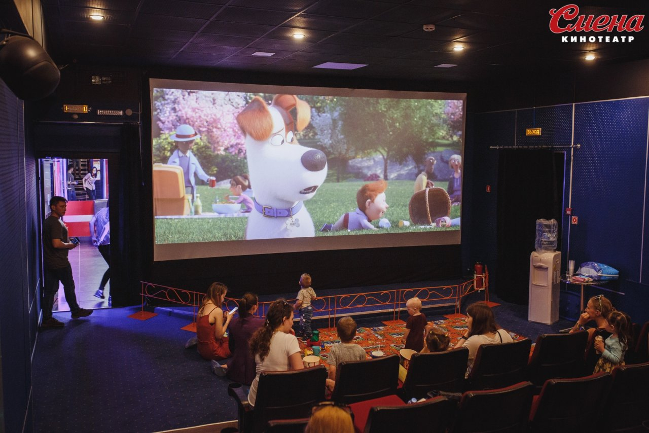 Проект кинотеатра «Смена» «Мое первое кино» оценили кировские родители