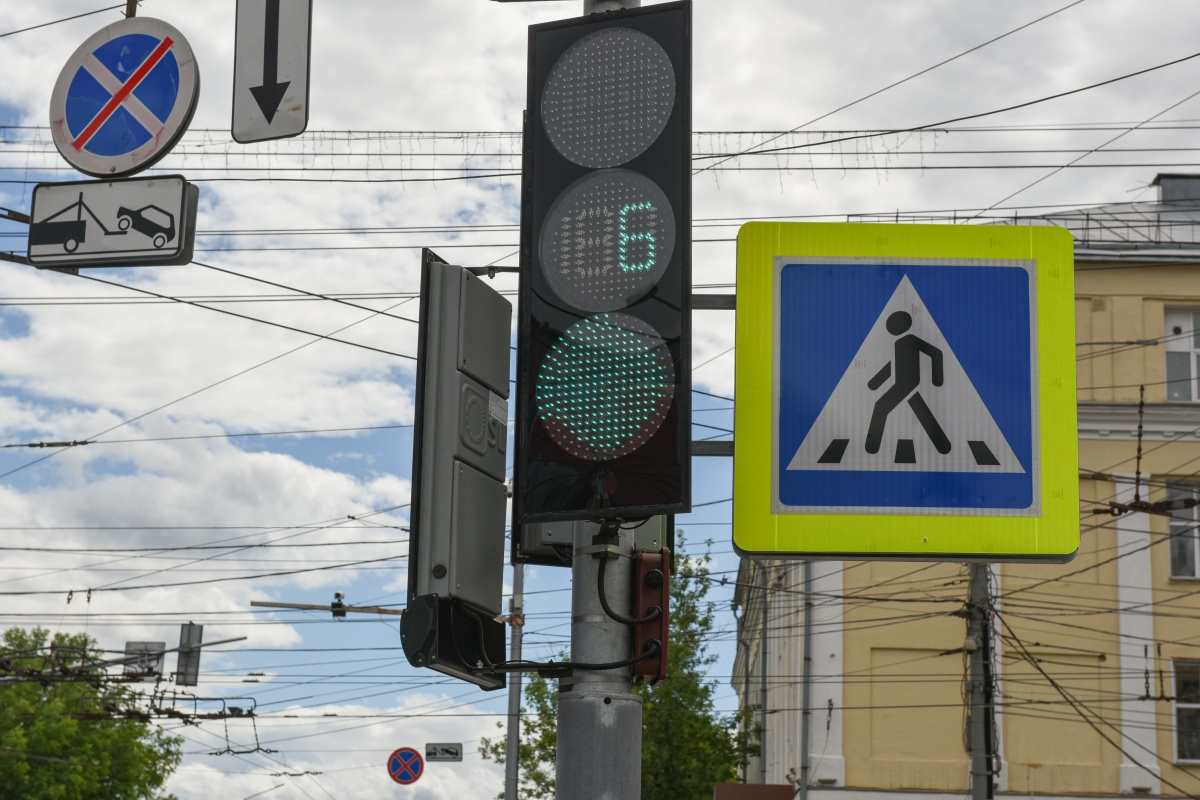 В Кирове обновят 22 светофора