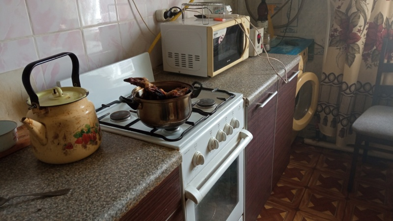 В Кировской области пенсионер уснул во время приготовления еды на плите