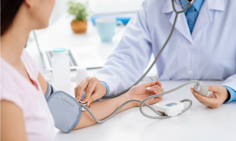 Пройдите бесплатную  диспансеризацию по полису ОМС