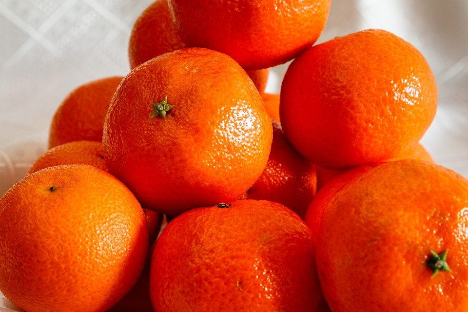 Мандарин фрукт витамины. Мандарин. Мандарин (фрукт). Турецкие мандарины. Цитрусовые в Турции.